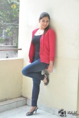 Prabhjeet Kaur at Intelligent Idiots Movie Date Press Meet